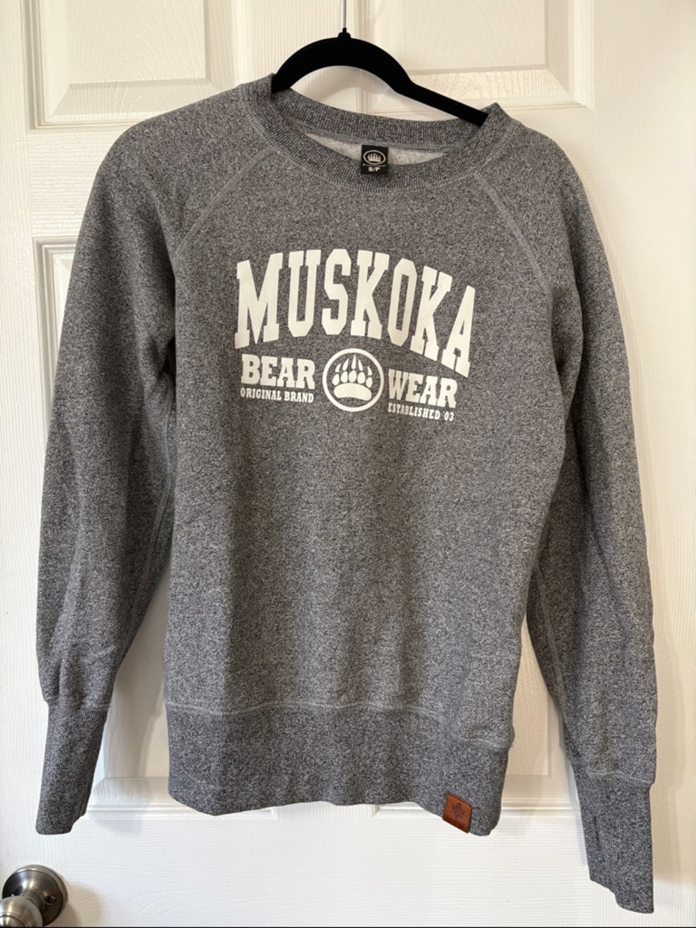 Women’s Gray Crewneck Sweatshirt